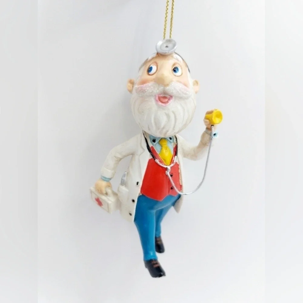 2011 North Pole Collection Doctor Ornament‎
